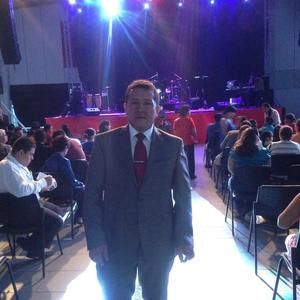 Meet your Posher, Jose dario